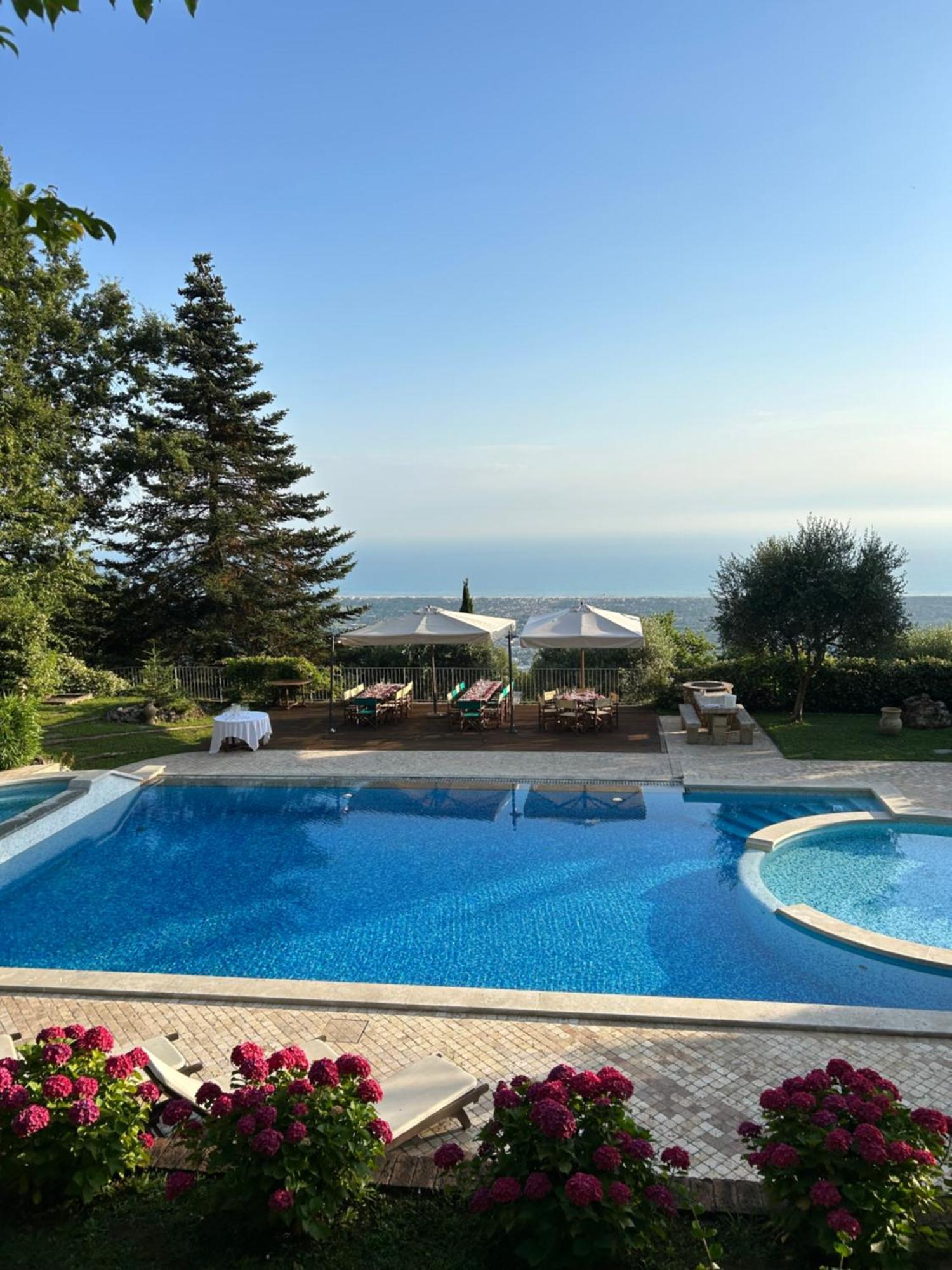 La Terrazza Sulla Versilia Pietrasanta Exterior foto